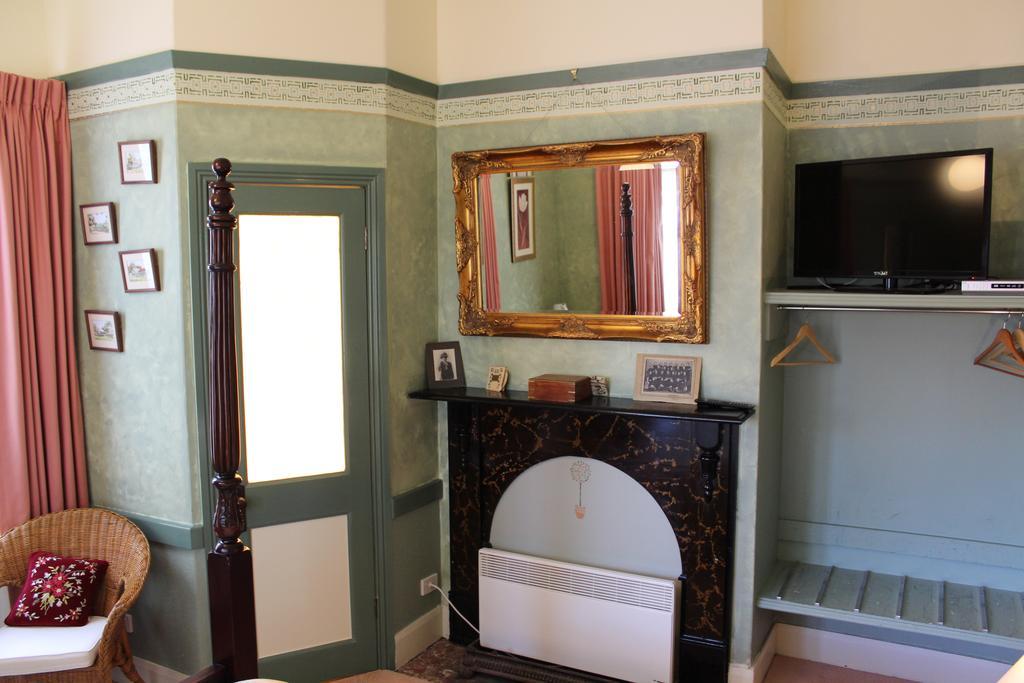 Ross B&B Accommodation Bagian luar foto